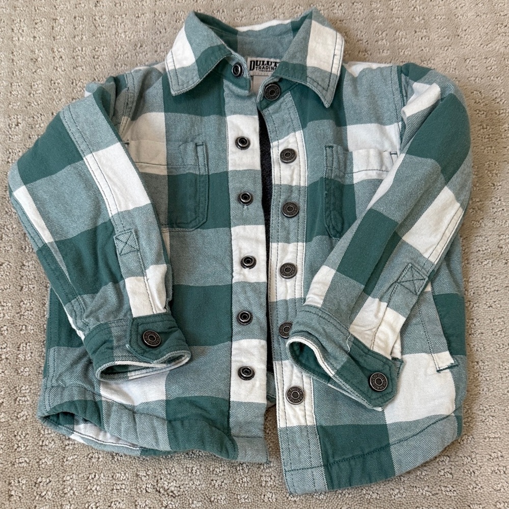 Duluth Trading Co Green and White Plaid Fleece-Lined Flannel Shirt